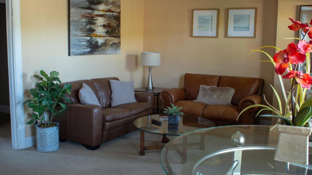 Queen Suite interior